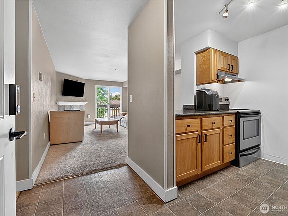 4th image of 16409 Currie Rd SE Unit 309