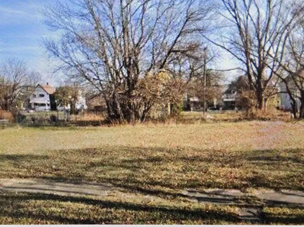 4444 Field St, Detroit, MI 48214