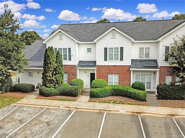 1st image of 6376 Mallard View Ln