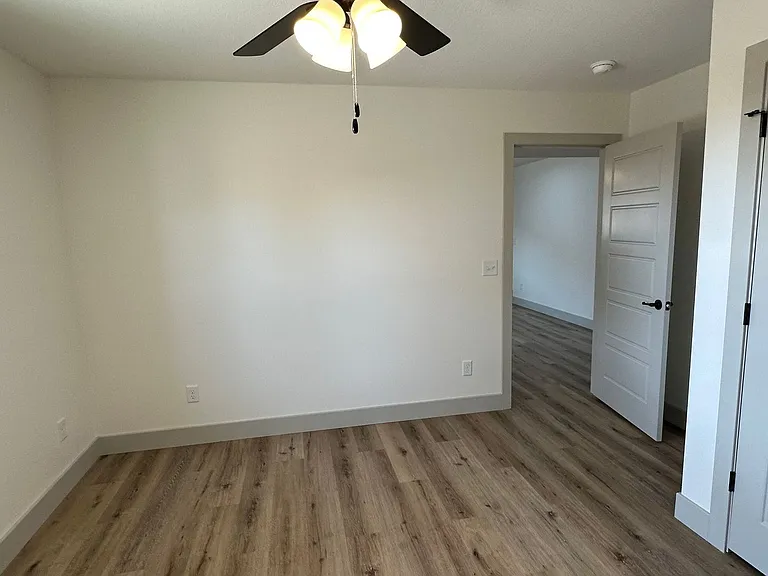 932 Cottage Hill Way — Photo 95