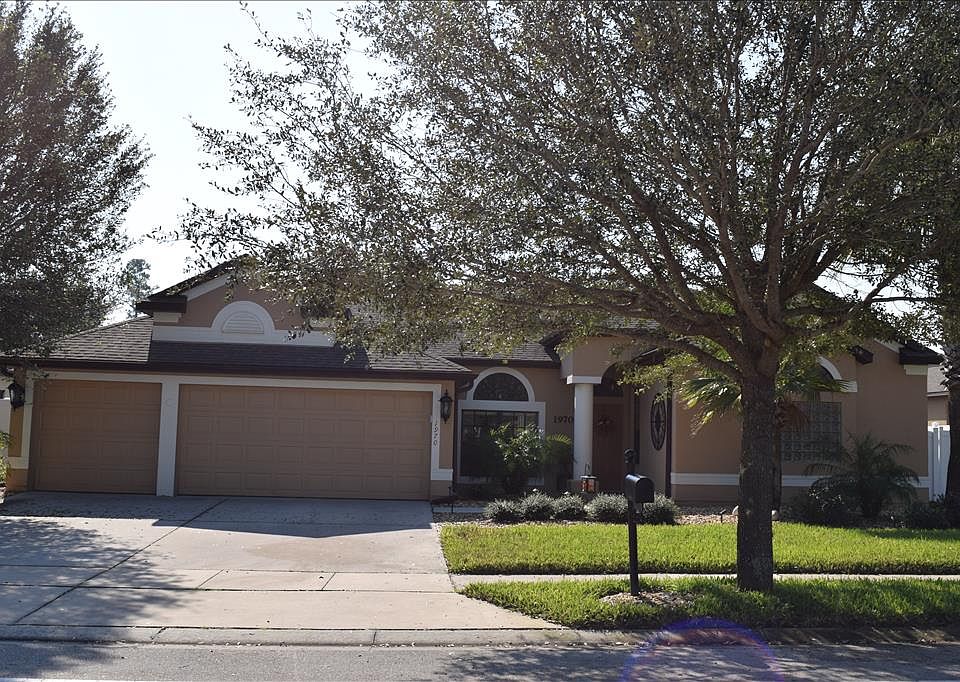 1st image of 1970 Golf Oak Dr