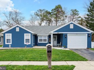 15 Portsmouth Dr, Forked River, NJ