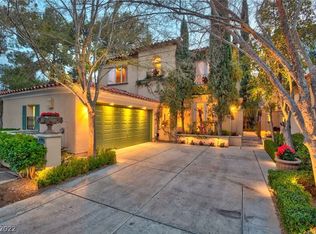 9001 Robinson Ridge Dr, Las Vegas, NV 89117