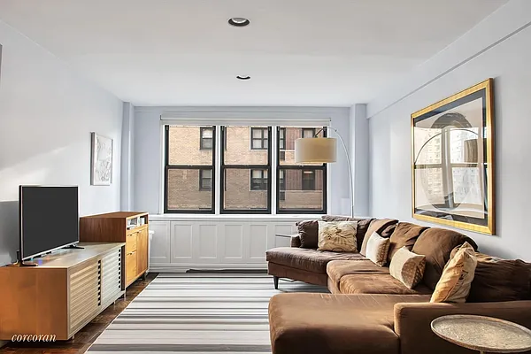 Sold by Corcoran | media 7