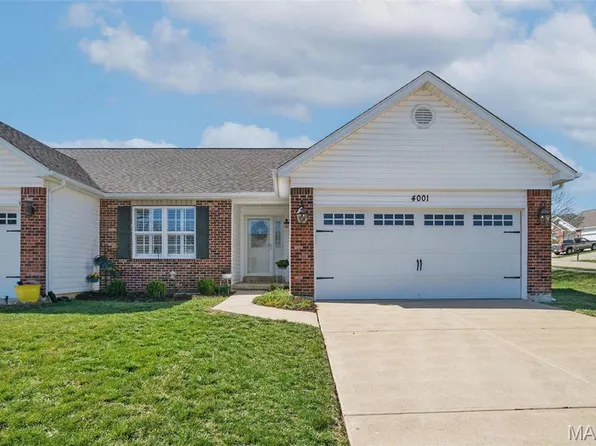 4001 Rocky Mound Dr, Wentzville, MO 63385