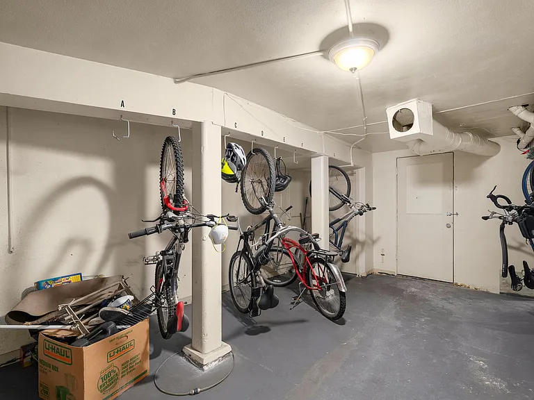646 SE 60th Ave #B — Photo 9
