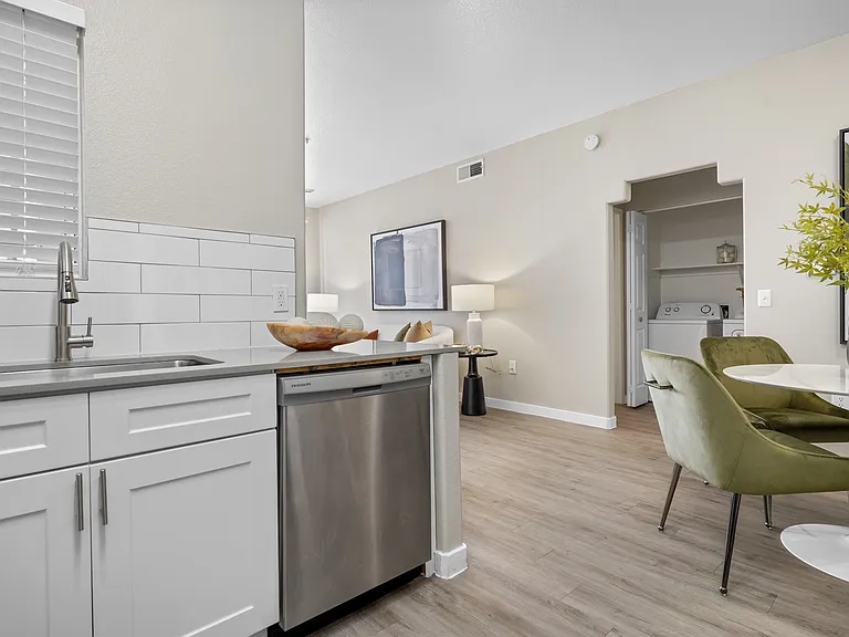 The Residences at Palm Valley Apartments — Photo 7