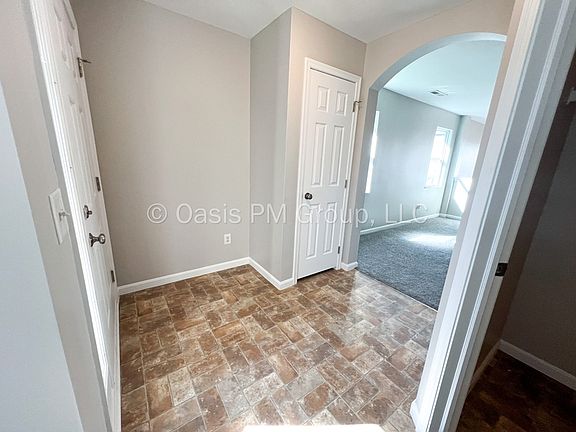 5th image of 4258 Buck Creek Dr