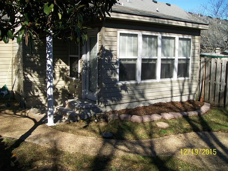 102 Harvestwood Dr — Photo 21