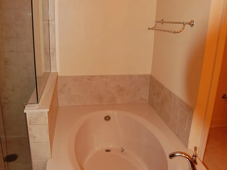 525 3rd St N #304 — Photo 24