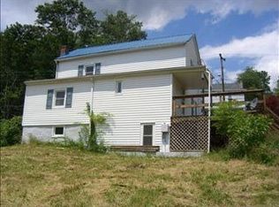 80 Condor Ln, Pottsville, PA 17901