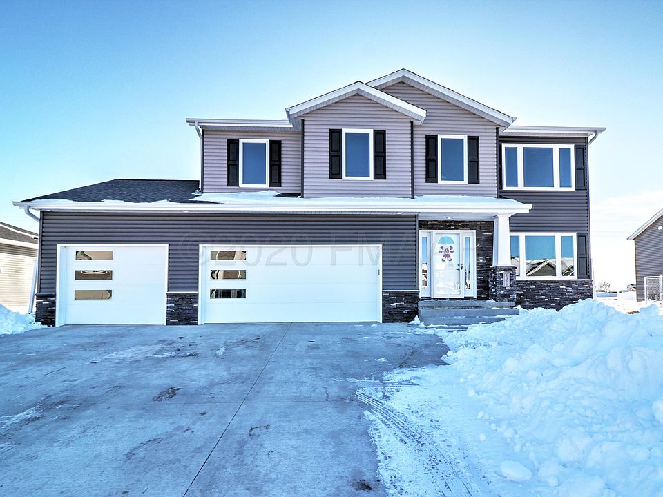 1st image of 1061 Wildflower Ln W