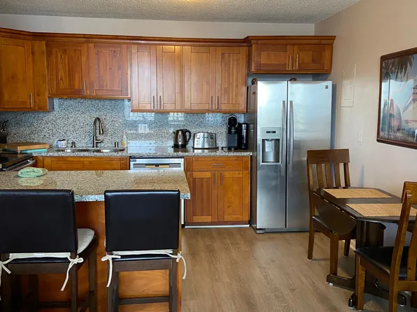 2240 Kuhio Ave, Honolulu, HI
