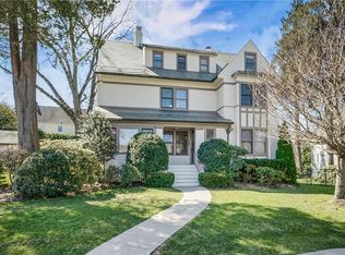 23 Maplewood St, Larchmont, NY 10538