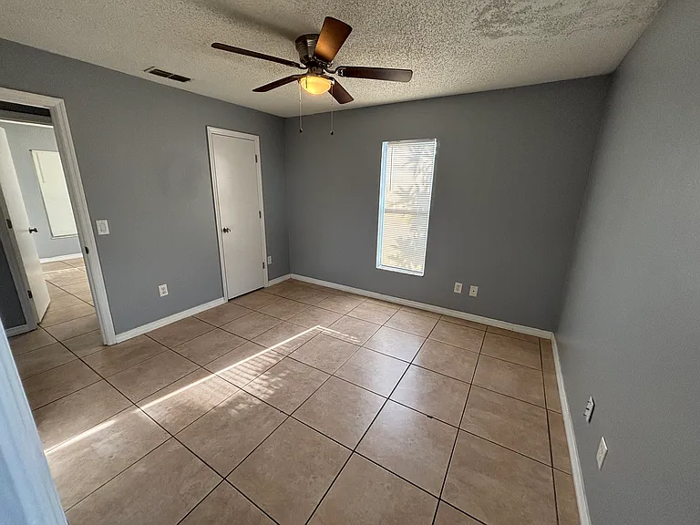 452 Apopka Hills Cir — Photo 17