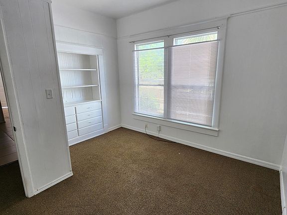 3rd image of 332 S Woodland Blvd Unit A