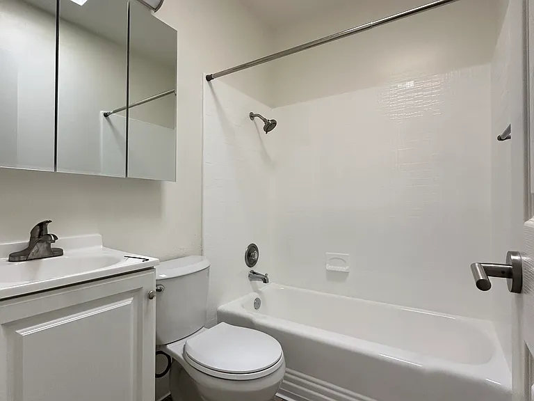 Palm Terrace Apartments — Photo 11