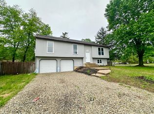 39 Pheasant Dr, Sicklerville, NJ 08081