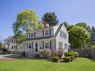34 Robert St, Wakefield, MA 01880