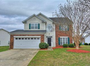 12401 Heritage Hills Ln, Charlotte, NC 28269
