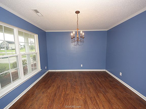 3rd image of 301 Savannah River Dr