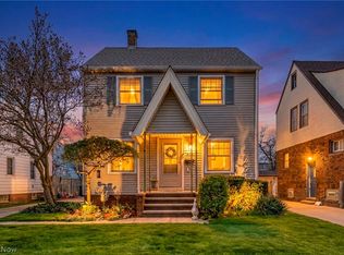 2902 Marmore Ave, Parma, OH 44134