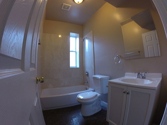 3rd image of 6145 S Vernon Ave #3