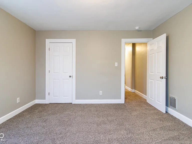 3328 E New York St — Photo 13