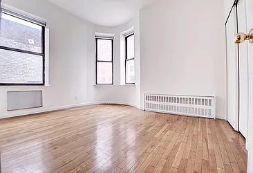 Rented by Urbane Brokerage