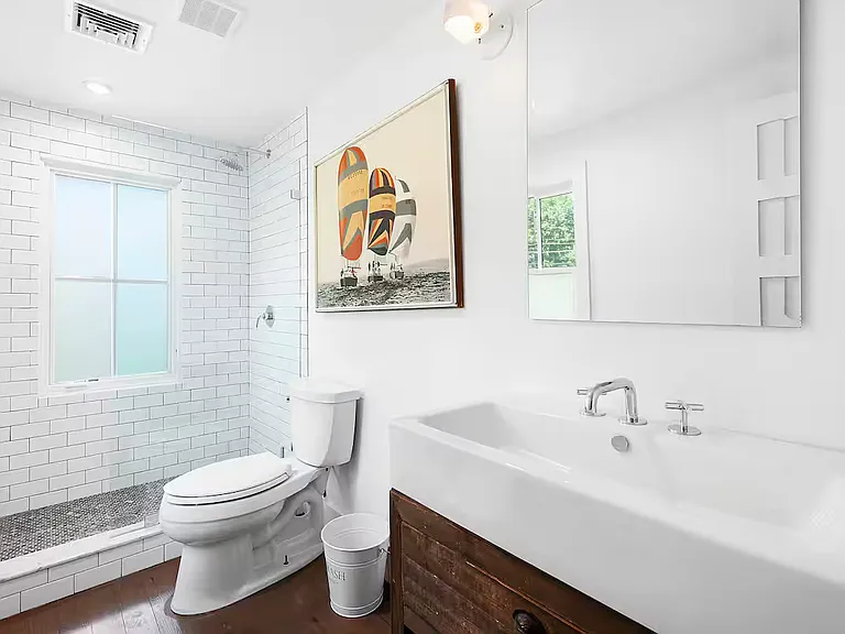 111 Halsey St — Photo 20