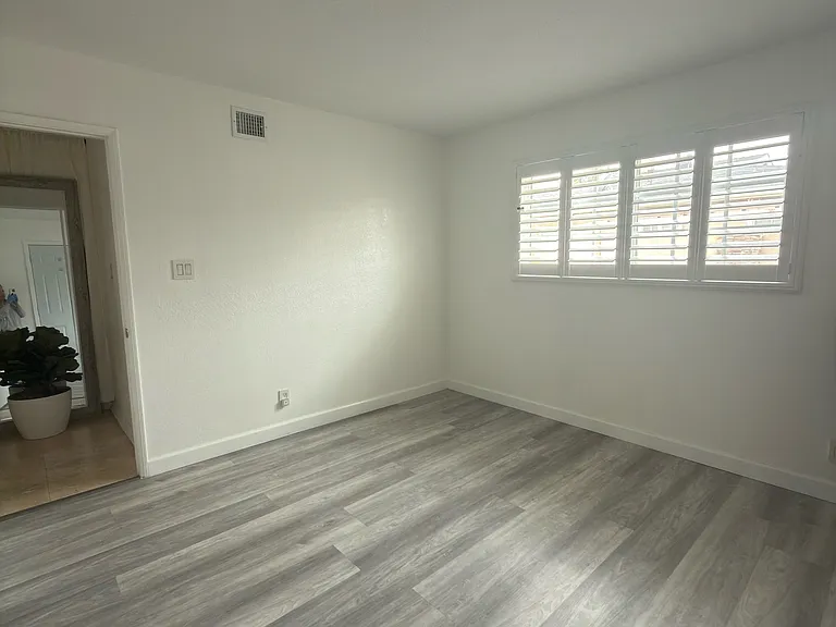7662 Yukon Dr — Photo 12