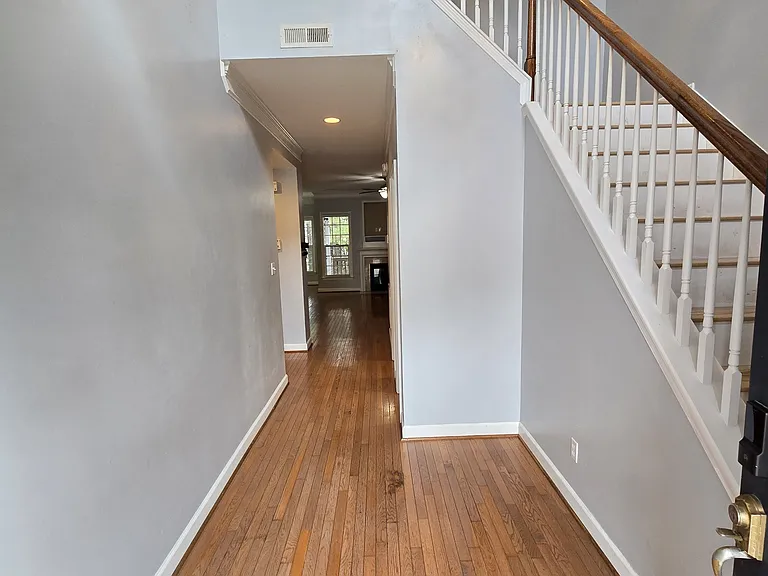 4333 Flintlock Ln — Photo 4