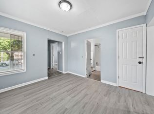 930 Cleveland St #1, Lansing, MI 48906