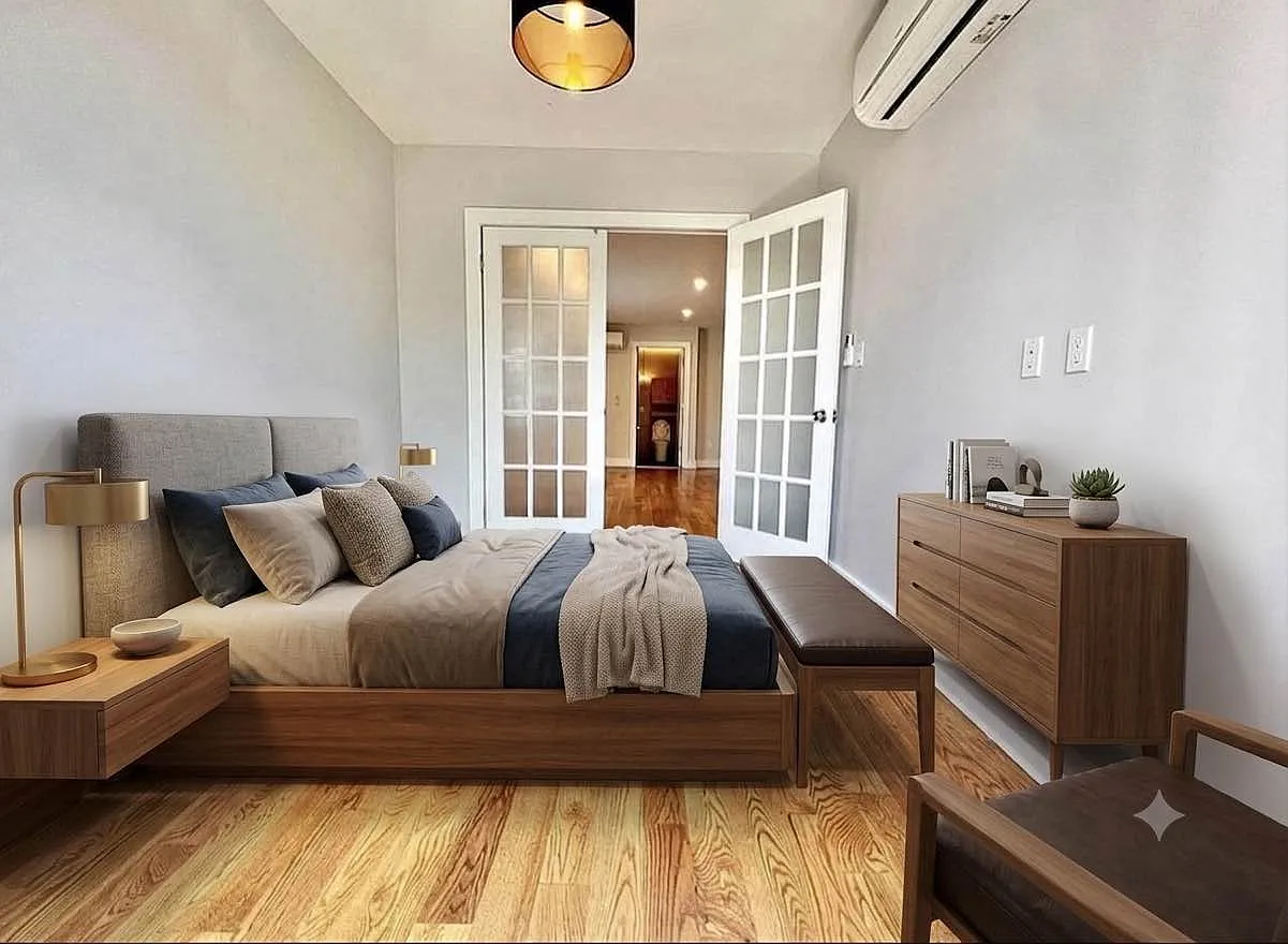 680 East 21st Street — Photo 2