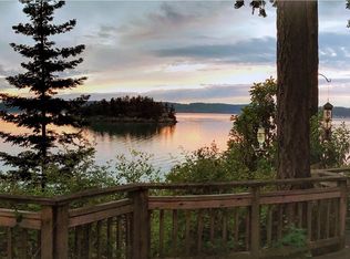 17770 Tuk Tuk Trl, La Conner, WA 98257