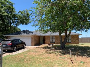 1317 Danberry St, Burkburnett, TX 76354