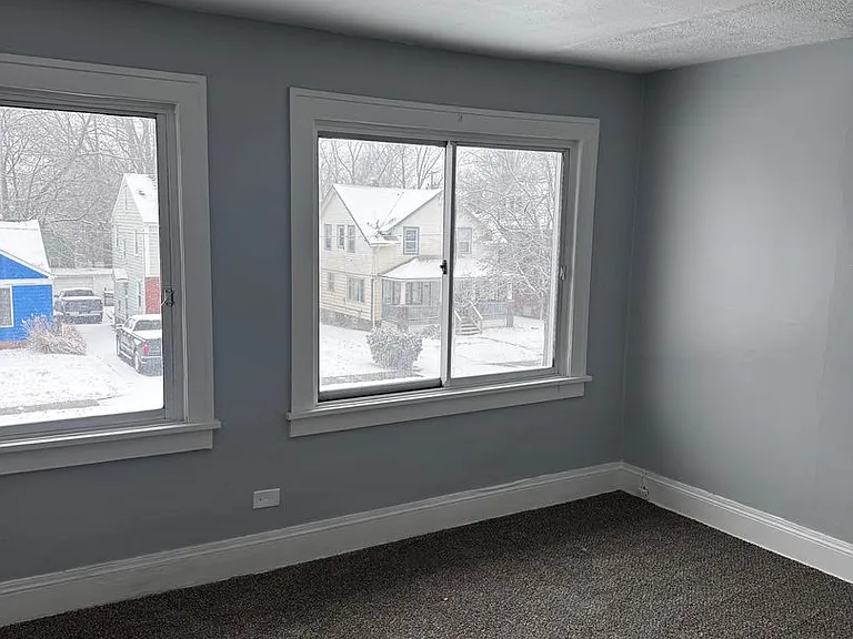1007 Elbon Rd — Photo 9