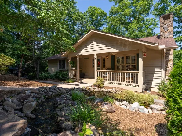 42 Foremast Dr, Salem, SC 29676