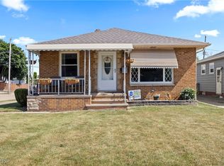 3434 Center Dr, Parma, OH