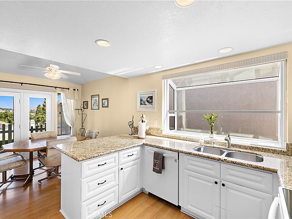 2nd image of 28418 Buena Vis