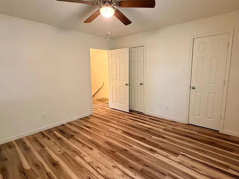 500-532 N Betty Jo Dr — Photo 15