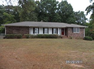 1201 Ridgecrest Dr, Winder, GA 30680