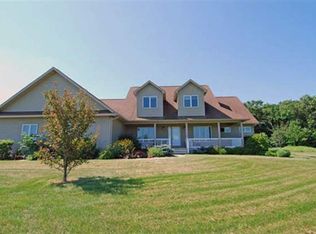 E8445 N Reedsburg Rd, Reedsburg, WI 53959