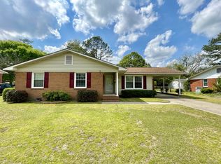 1414 Berkshire Rd, Fayetteville, NC 28304