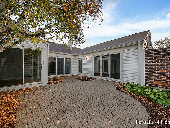 2nd image of 1054 Dartmouth Dr