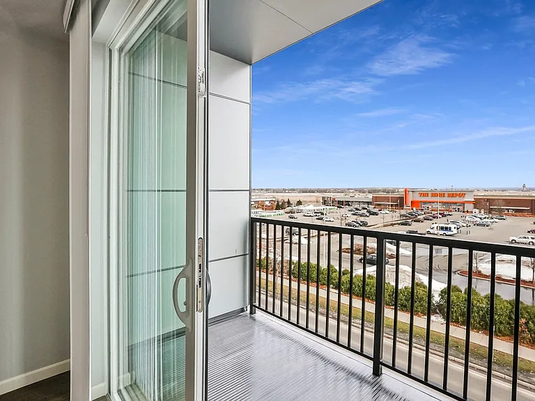 Rya Apartments — Photo 64