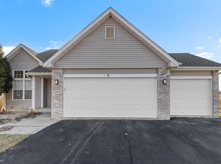 3337 Citadel Dr, Rockford, IL 61109