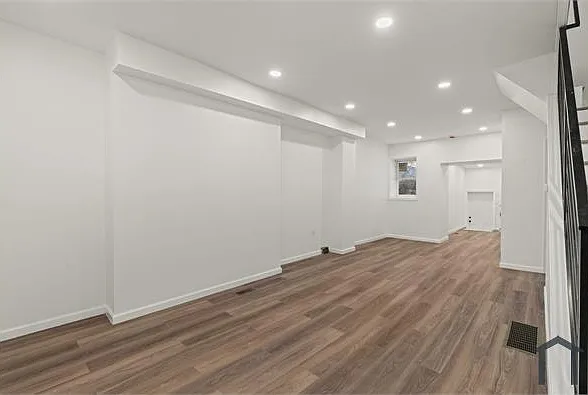5411 Delancey St — Photo 8