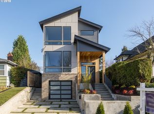 3332 SE 28th Pl, Portland, OR 97202