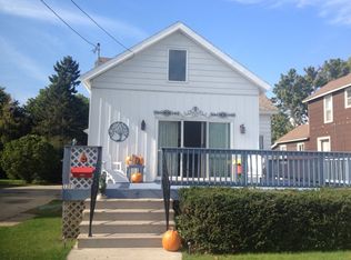 1201 1st St, Menominee, MI 49858